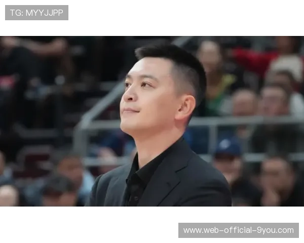 杨鸣谈质疑声：球队士气高涨，杨鸣球队队员